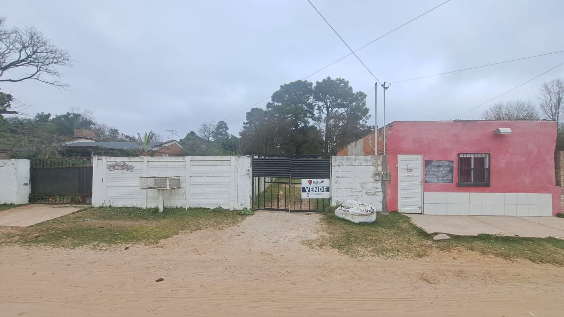 GRAN TERRENO CON CONSTRUCCION EN VILLA CALIFORNIA