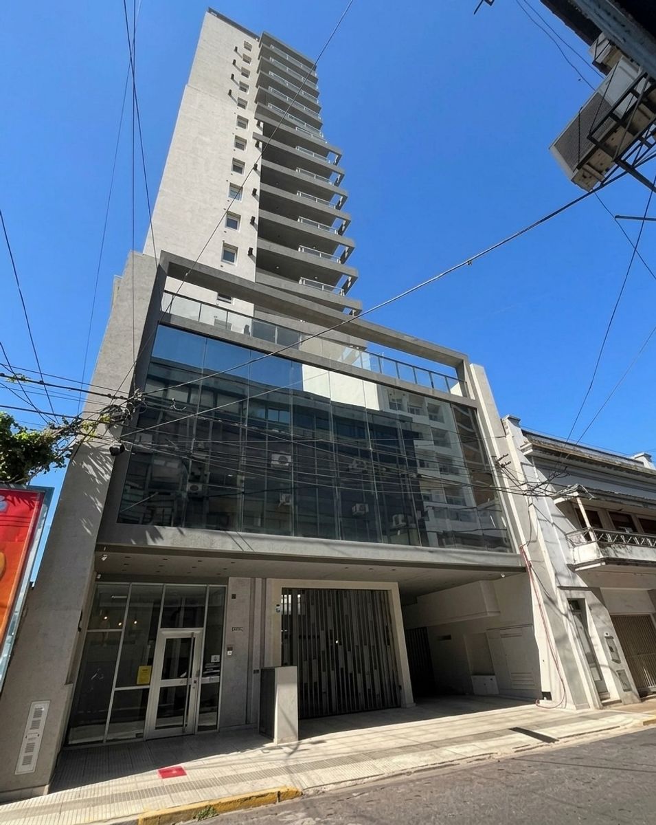 DEPARTAMENTO DE UN DORMITORIO EN ZONA CENTRO A 100M DE LA PEATONAL