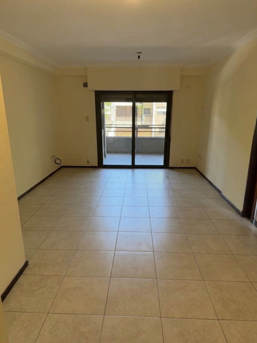 Alquiler Departamento 2 dormitorios con cochera