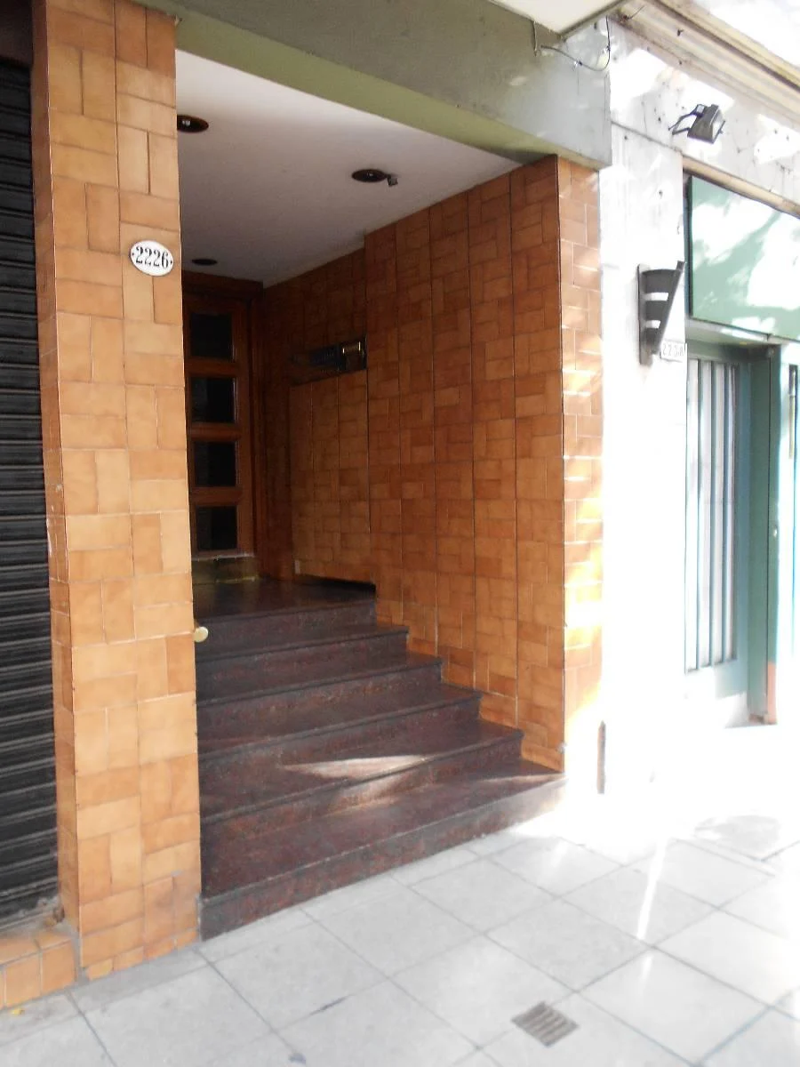 ALQUILER MONOAMBIENTE AV INDEPENDENCIA 2200 SAN CRISTOBAL