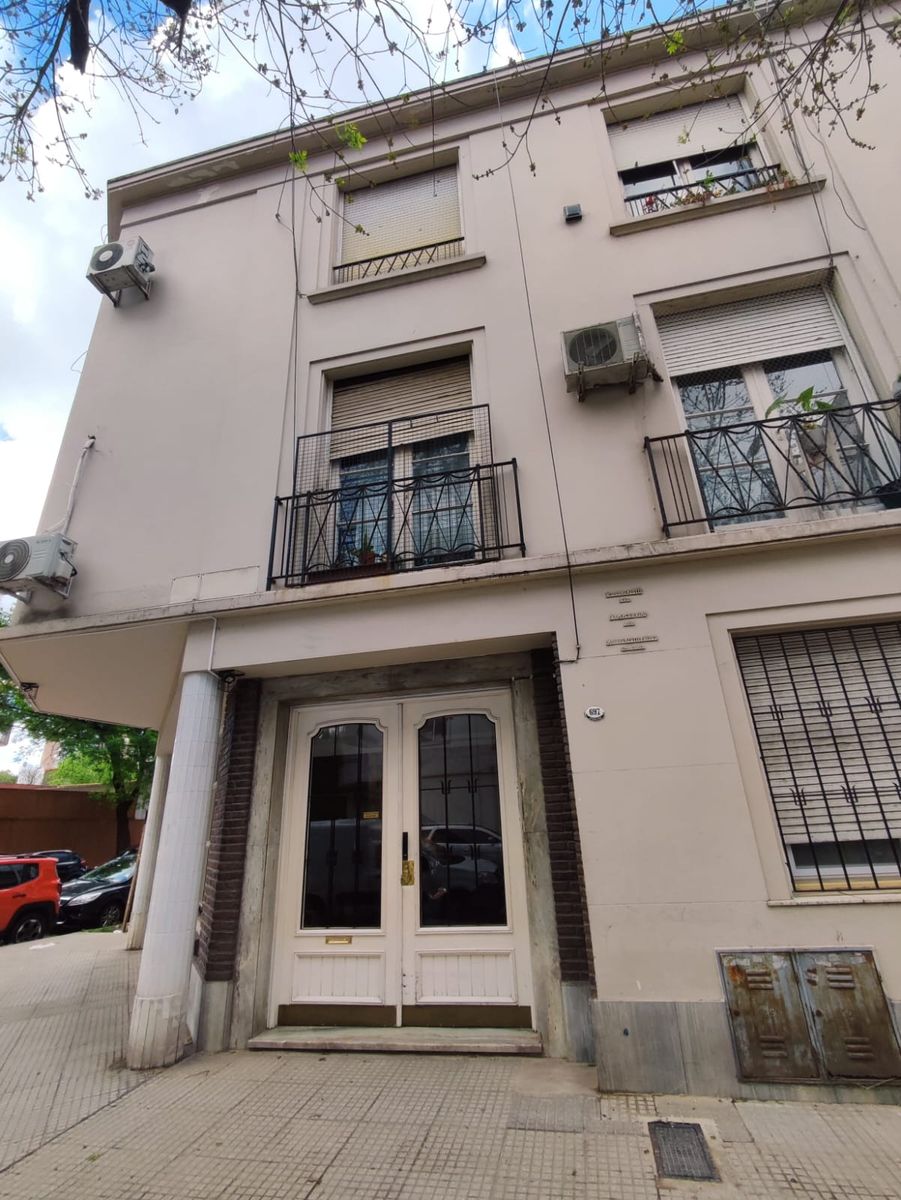 VENTA DEPTO 2 AMBIENTES PB CHARLONE 600 CHACARITA