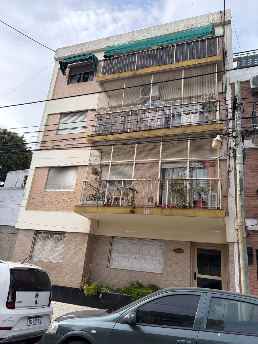 DEPARTAMENTO EN ALQUILER SANTOS LUGARES DE 2 AMBIENTES