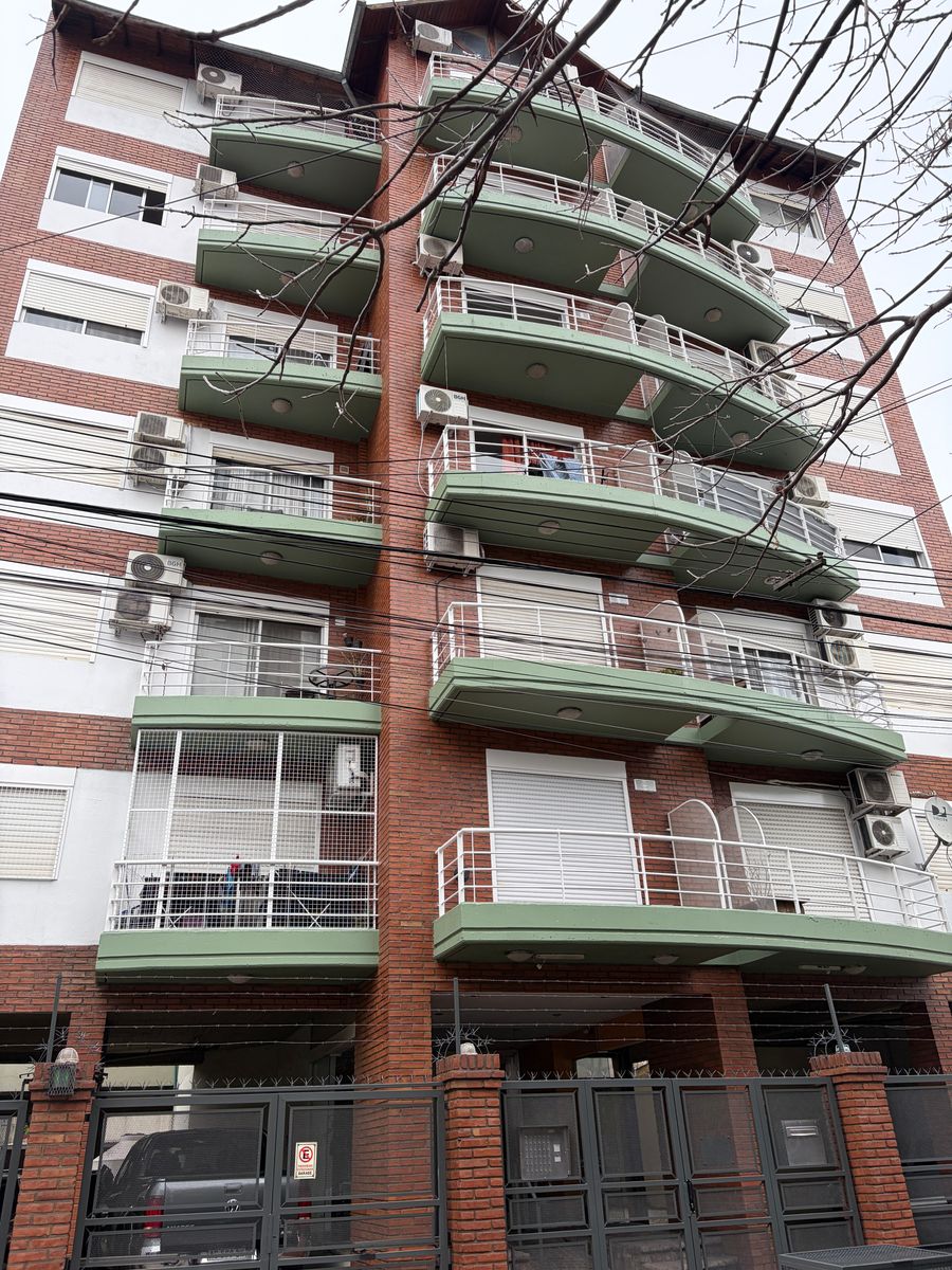 DEPARTAMENTO EN ALQUILER VILLA BALLESTER 2 AMB CON COCHERA
