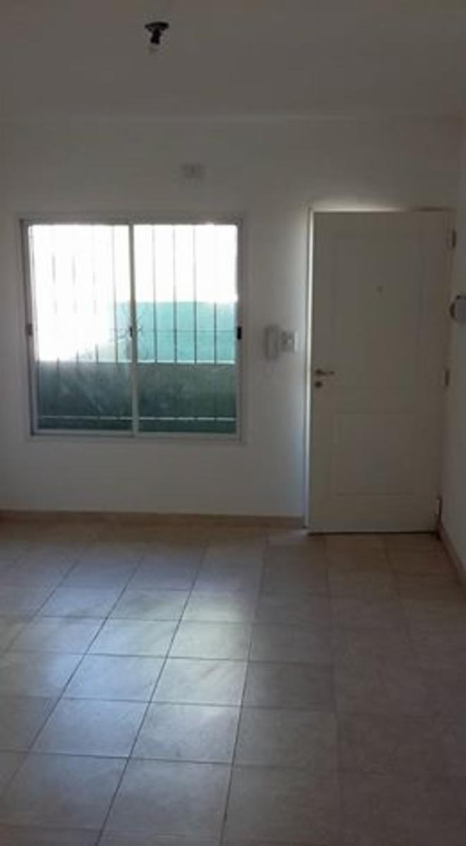 DEPARTAMENTO 2 AMBIENTES MARTIN CORONADO