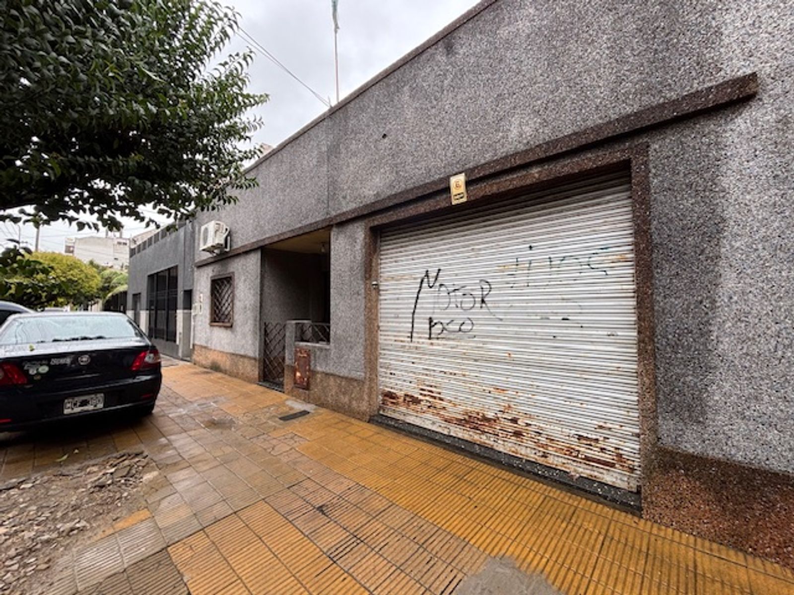 Casa 3 ambientes, sobre lote de 10 x 23