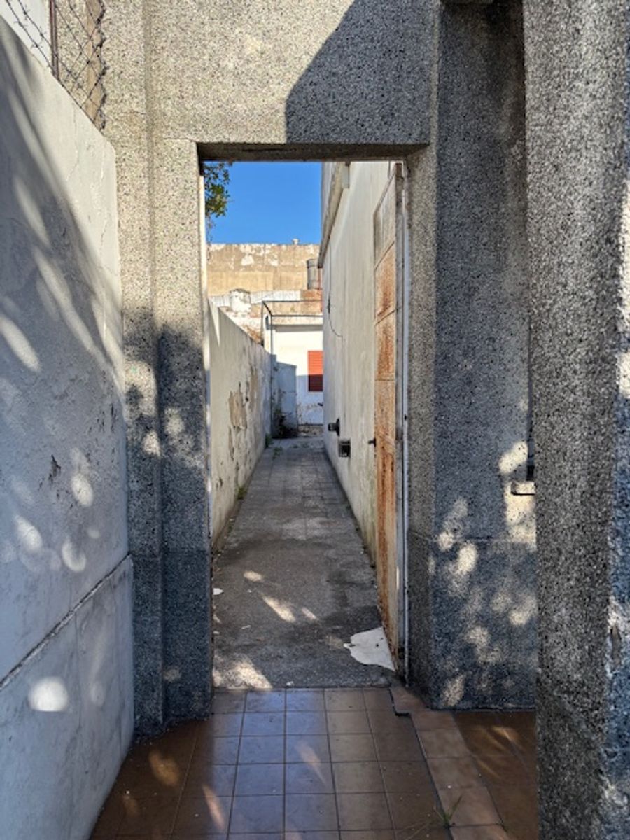 Casa 3 ambientes en lomas del mirador
