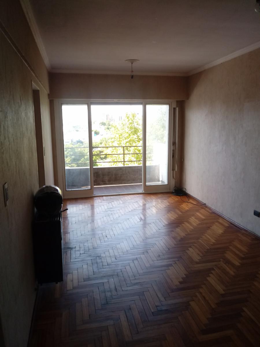 DOS DORMITORIOS ENTRE RIOS 2100