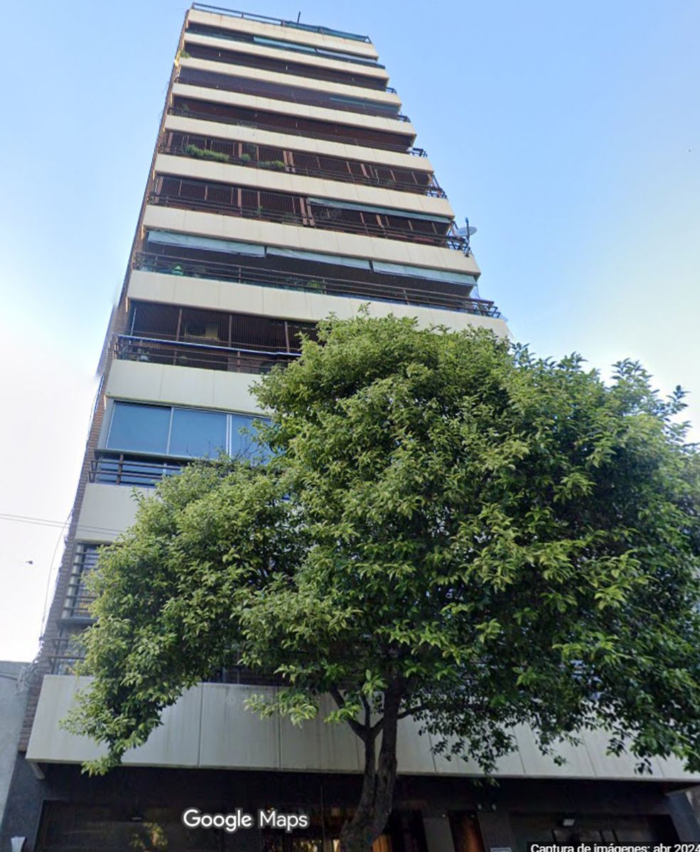 PISO EXCLUSIVO, UBICADO FRENTE A PLAZA LOPEZ, A METROS DE AVENIDA PELLEGRINI