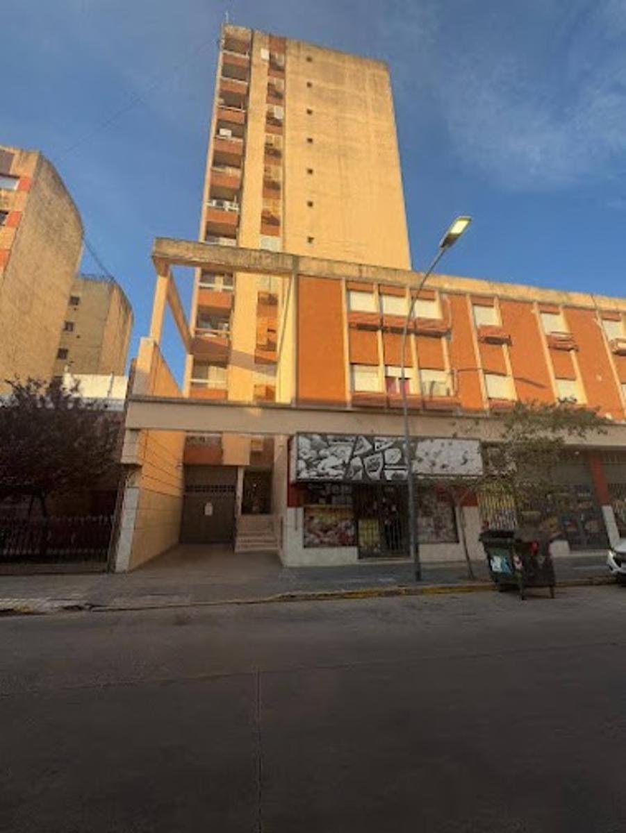 Alquiler Departamento 2 dormitorios en Alberdi.