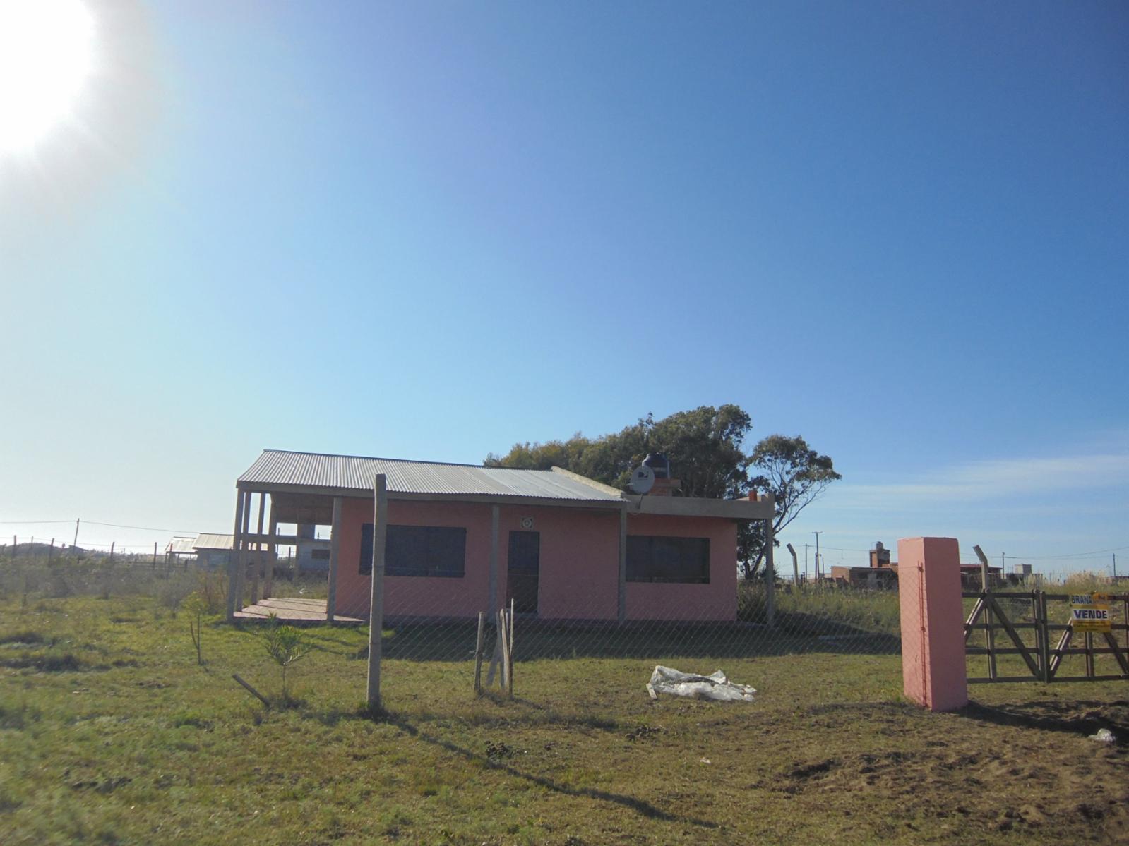 PLAYA GRANDE - CHALET CON HERMOSO TERRENO PARQUIZADO