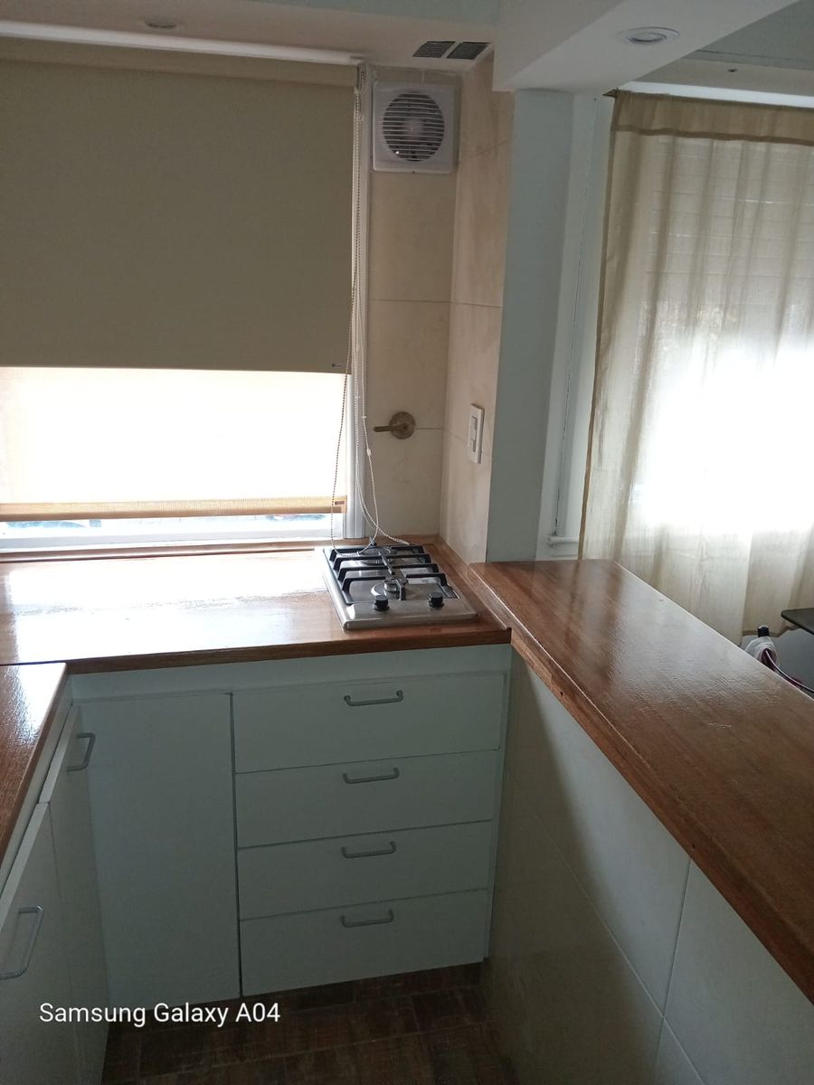 OPORTUNIDAD.- VENTA DEPTO UN AMBIENTE RECICLADO A LA CALLE -ZONA CENTRO
