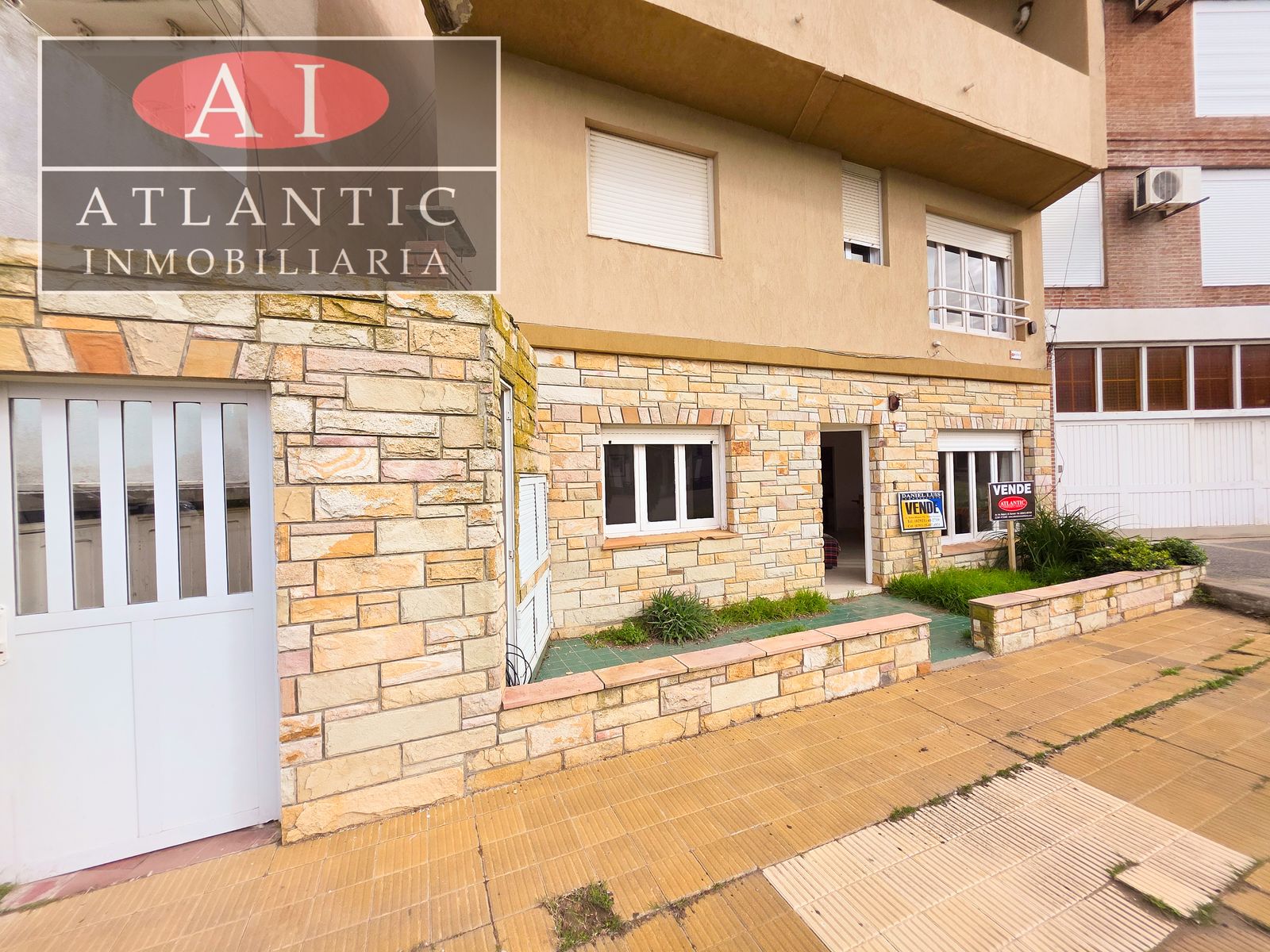 DEPARTAMENTO EN PLANTA BAJA A 50 METROS DEL MAR