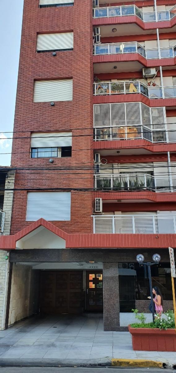 MUY BUEN DPTO 3 AMBIENTES EN VENTA, V. BALLESTER