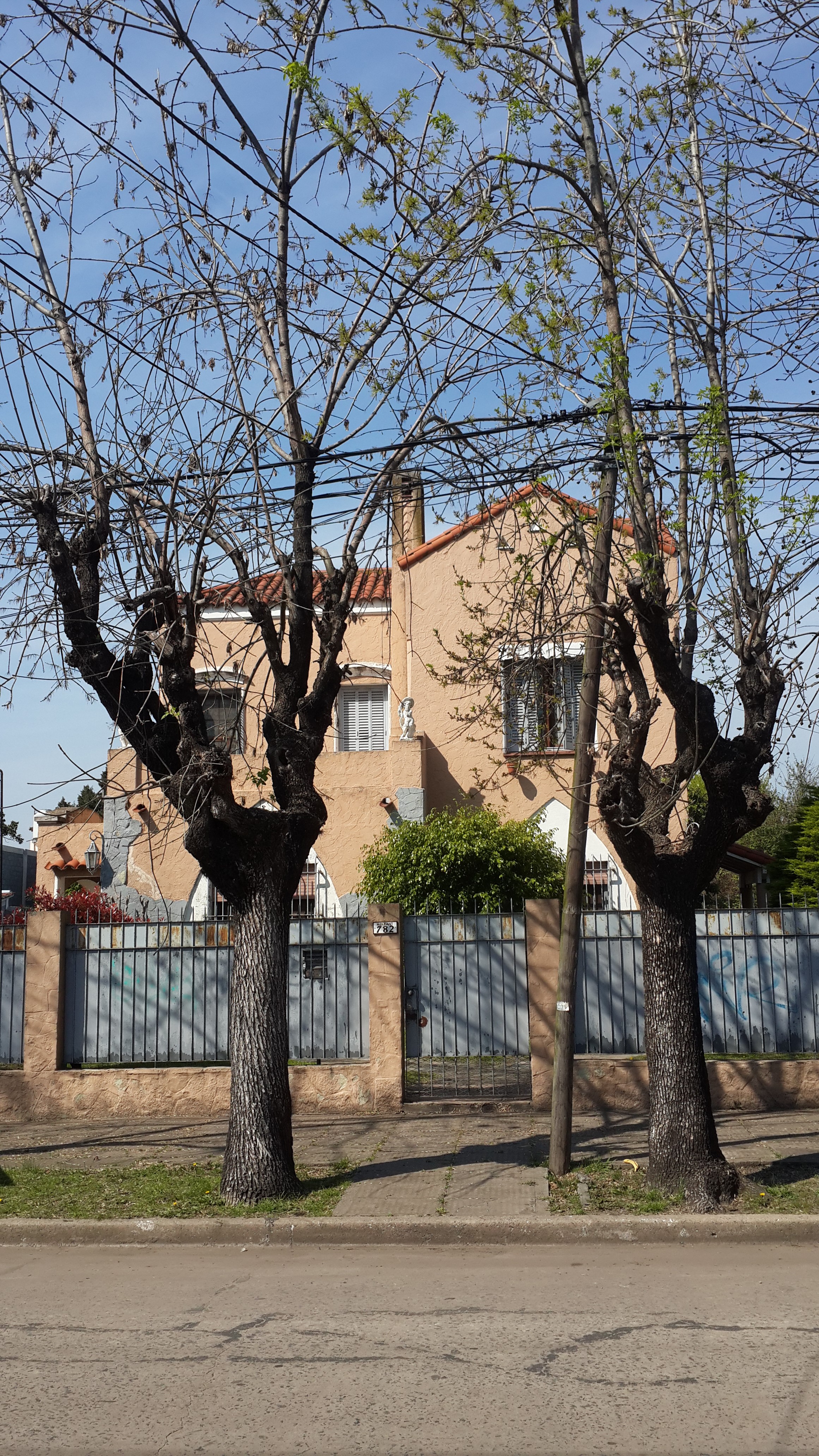 Gran Chalet en Ituzaingo Sur