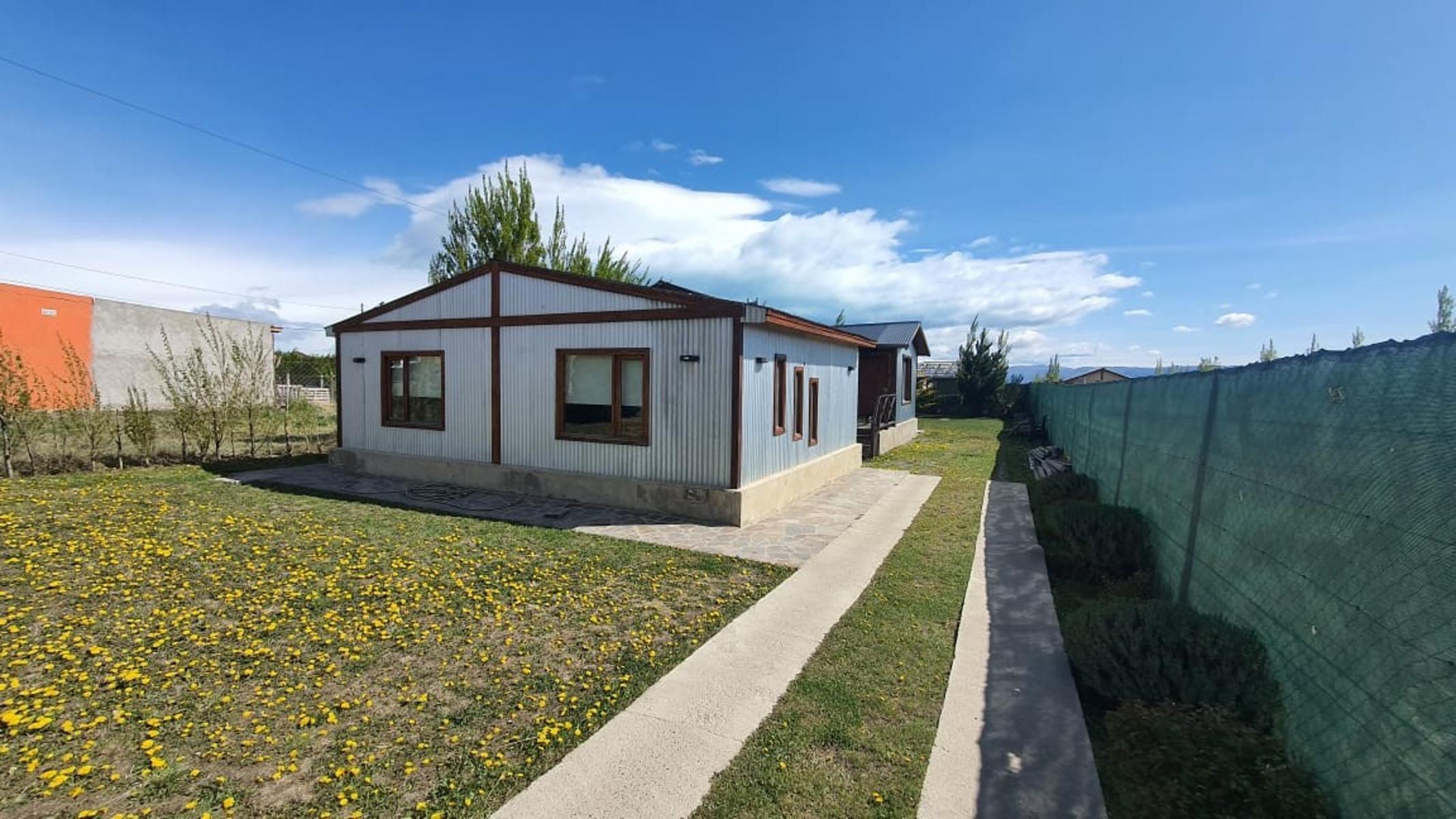 VIvienda con excelentes detalles, luminosa y parquizada