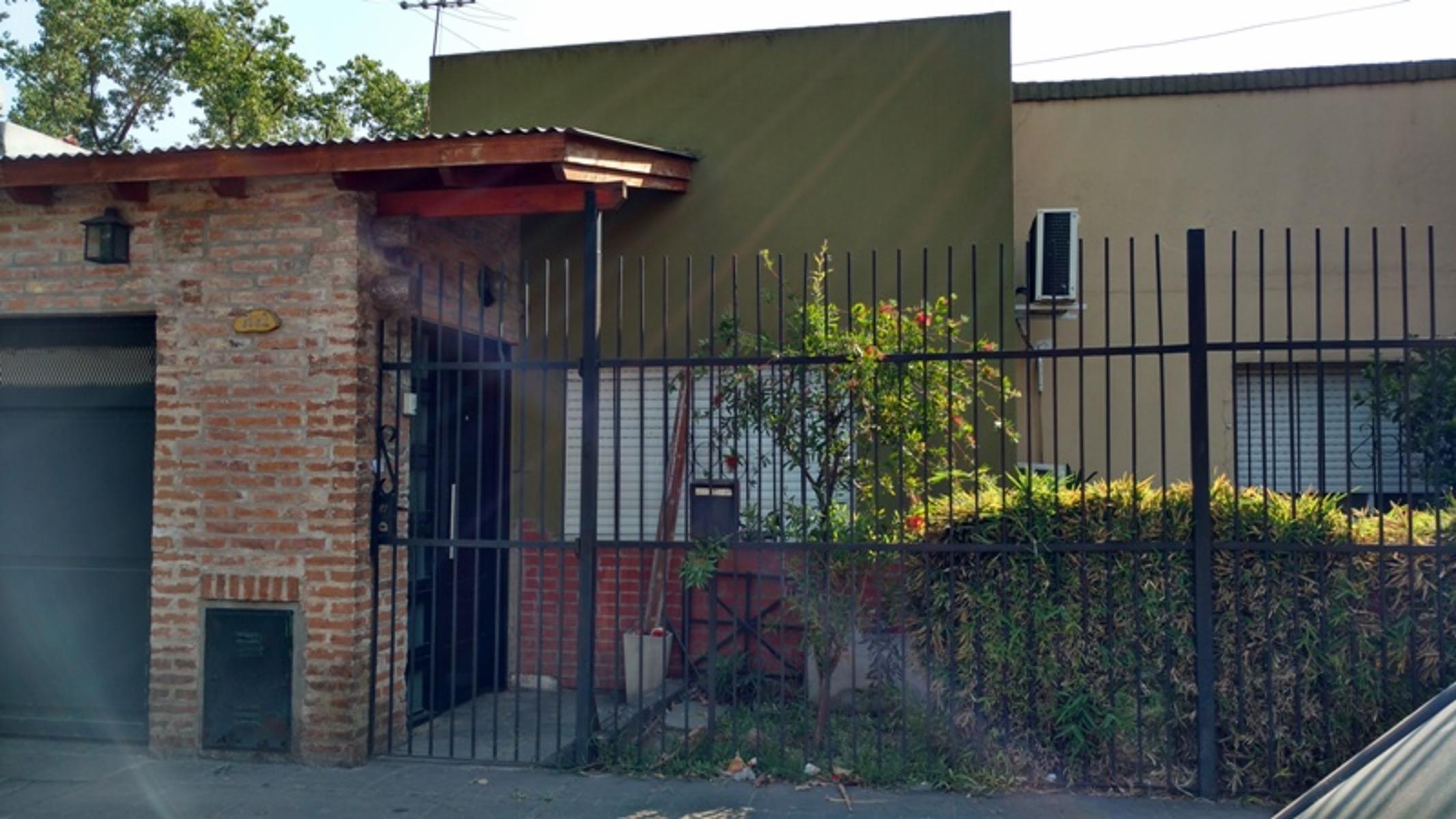 CASA EN PARQUE JOHNSTON