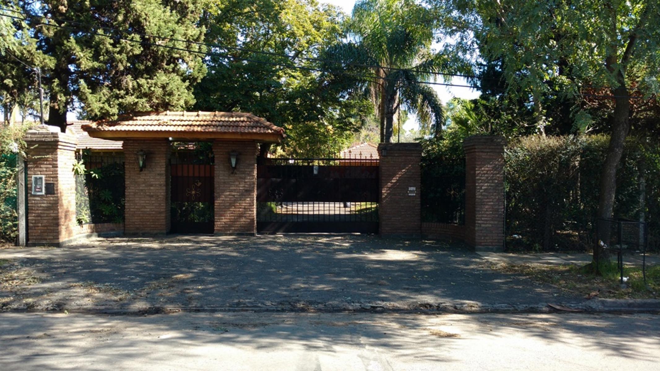 RESIDENCIAL CHALET CON 1960 METROS DE PARQUE