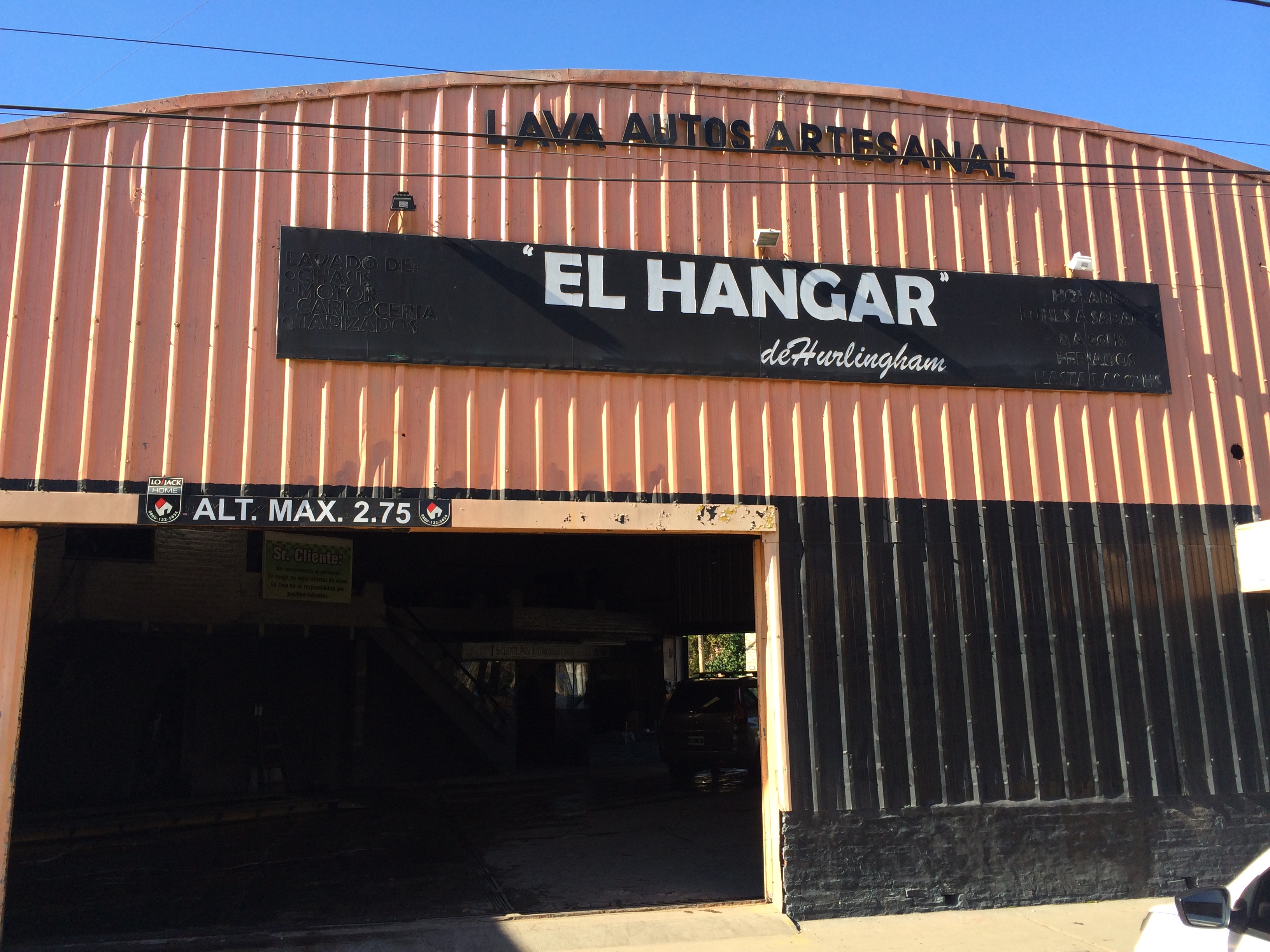 LAVA AUTOS SOBRE AVENIDA VERGARA ZONA NETAMENTE COMERCIAL-HURLINGHAM