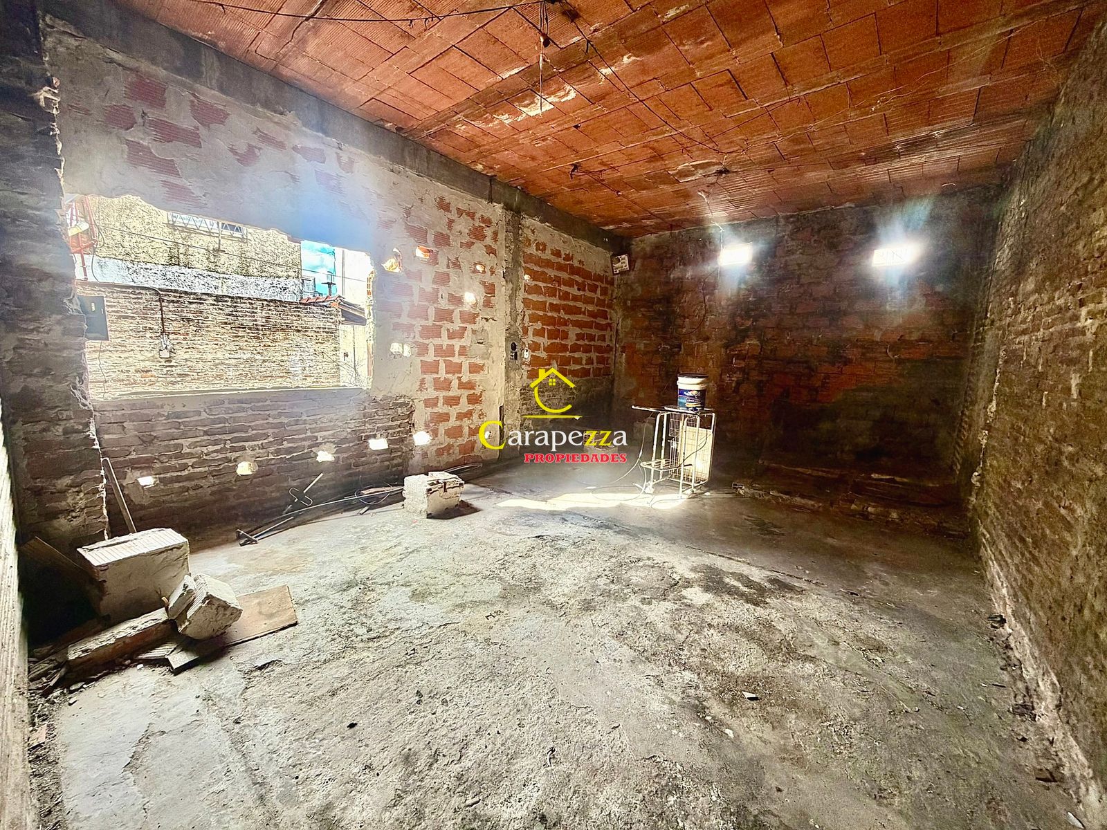 Casa 3 Amb + Galpón + Dpto 1 amb en Venta en Villa Bosch