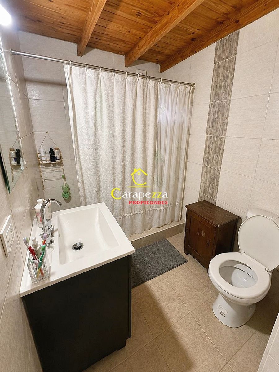 Casa 3 Amb + Galpón + Dpto 1 amb en Venta en Villa Bosch