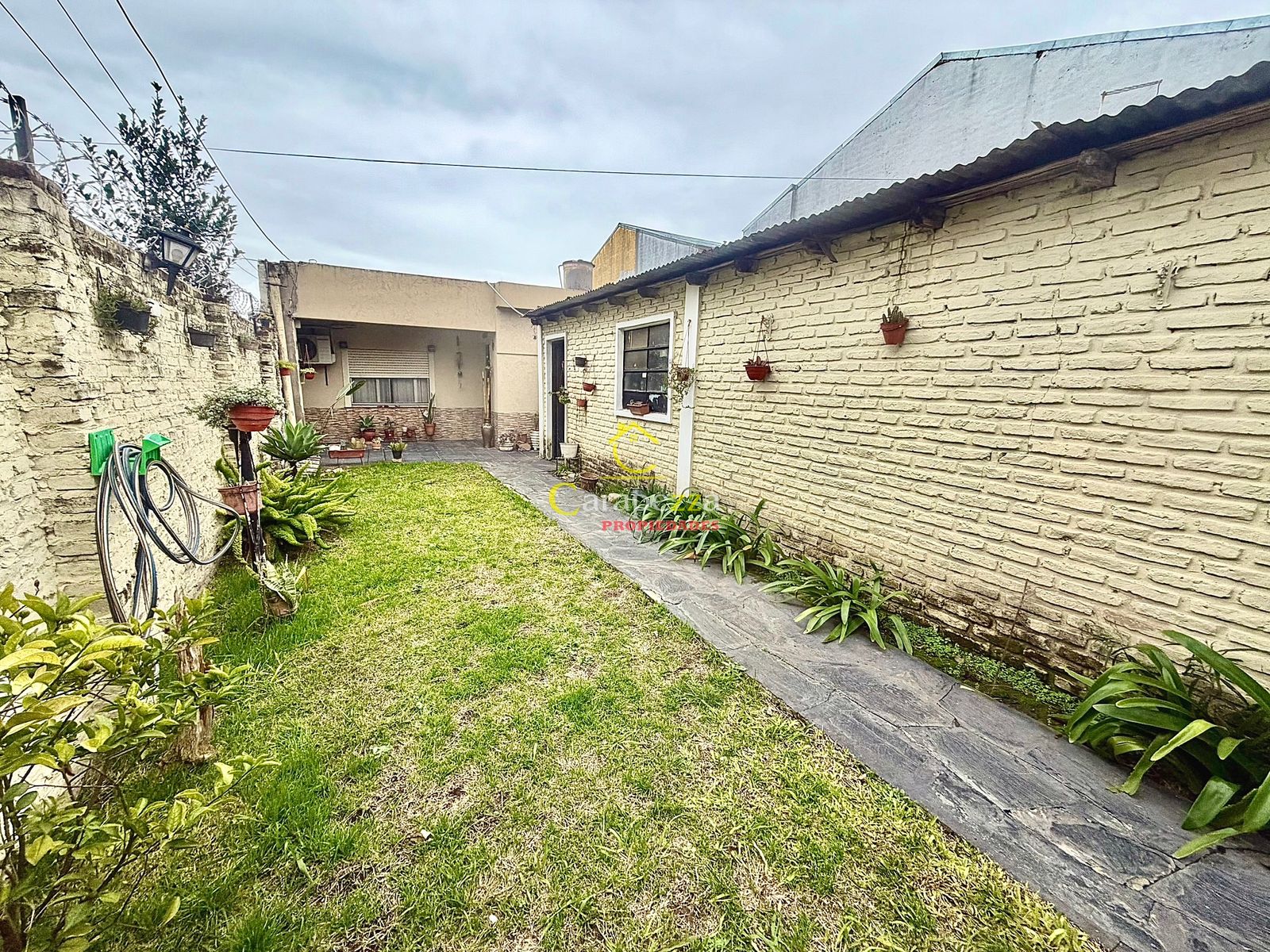 Venta 2 Propiedades en Block en Martin Coronado