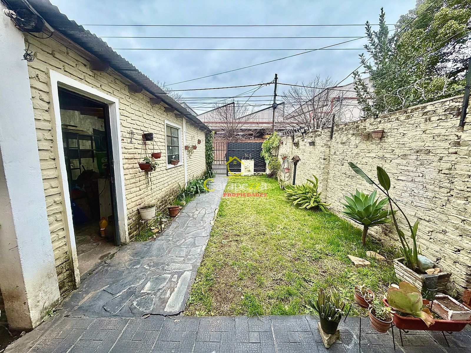 Venta 2 Propiedades en Block en Martin Coronado