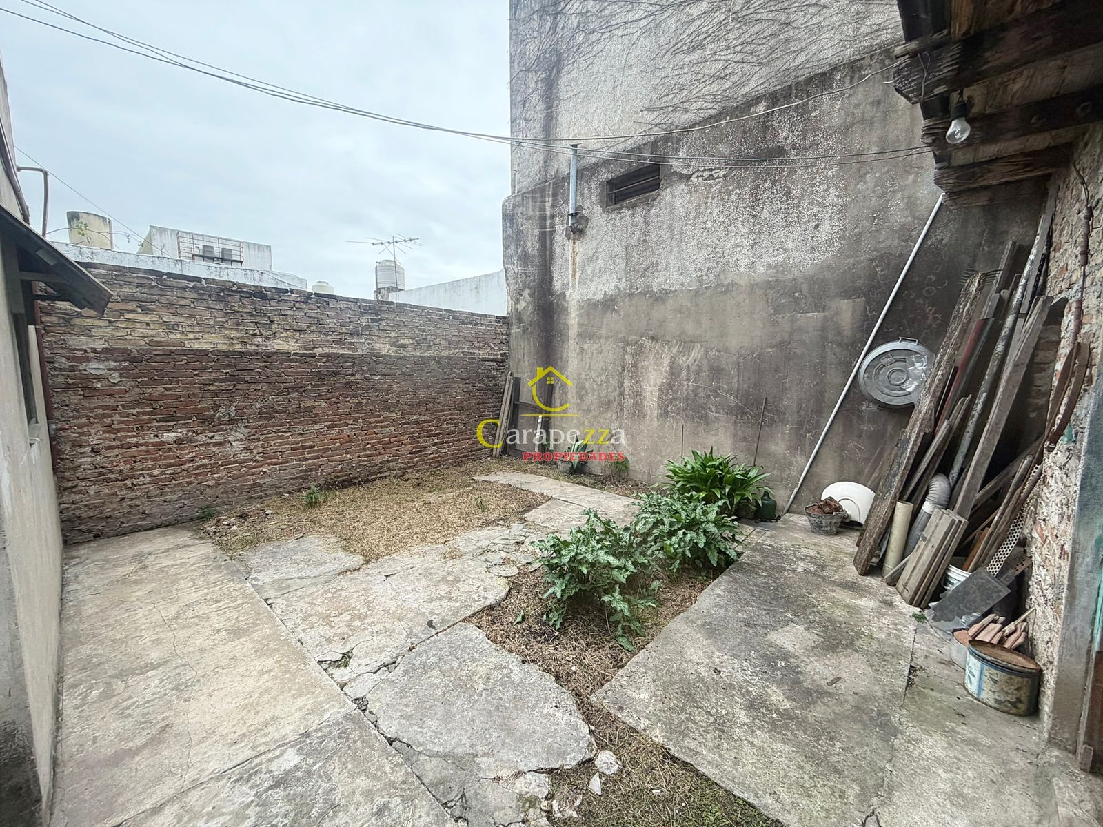 Venta 2 Propiedades en Block en Martin Coronado