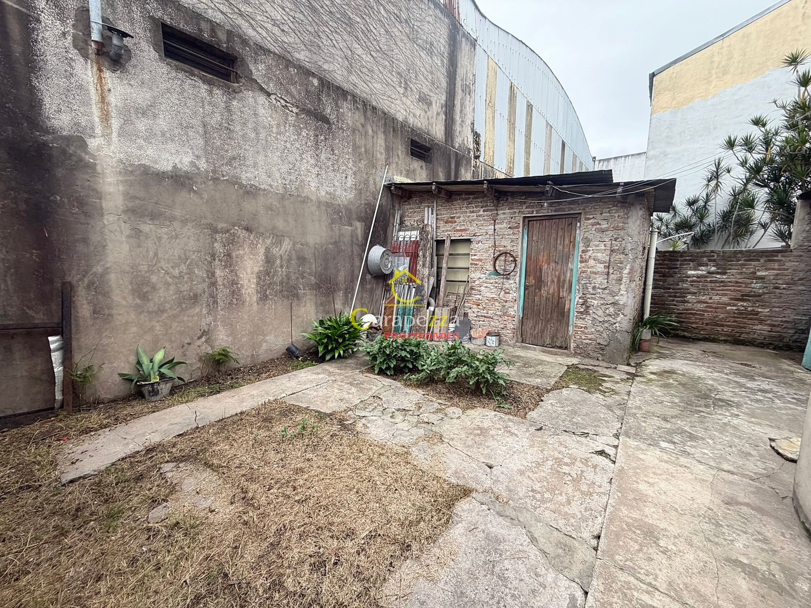 Venta 2 Propiedades en Block en Martin Coronado
