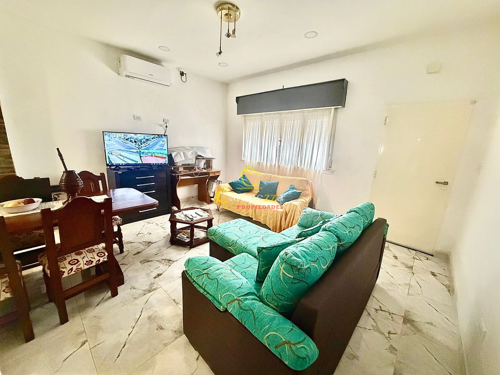 Venta Hermosa Casa 3 Amb en Caseros