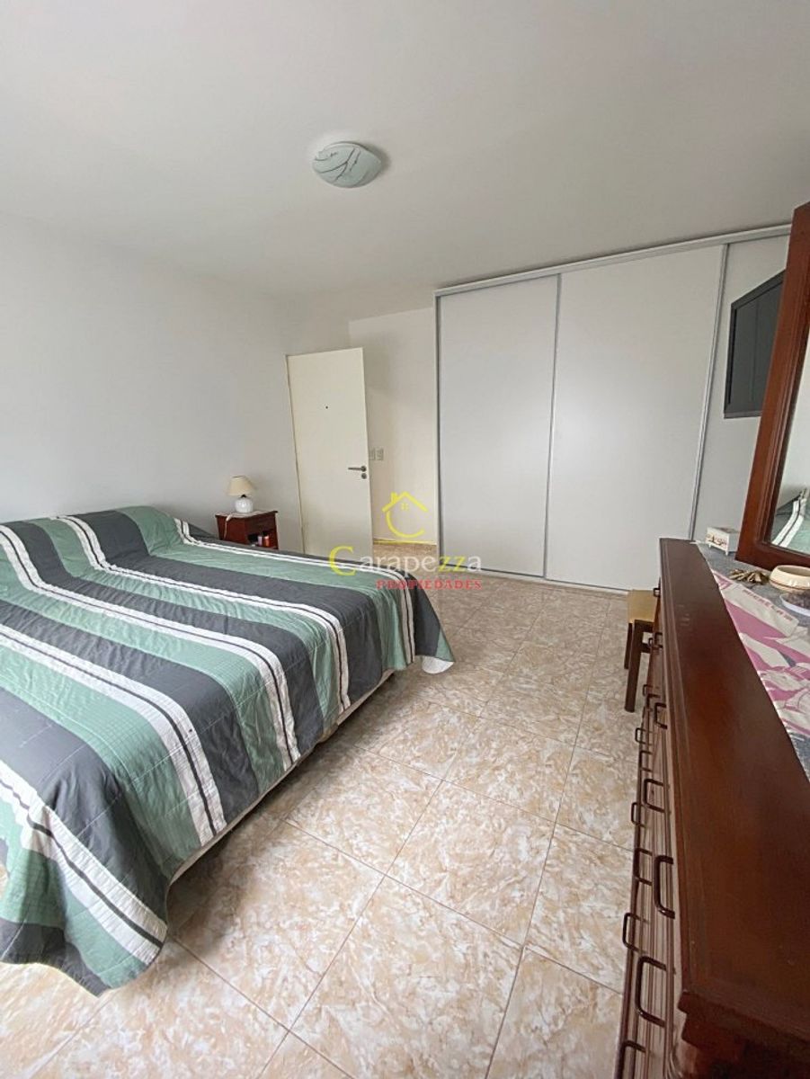 Venta Hermosa Casa 3 Amb en Caseros