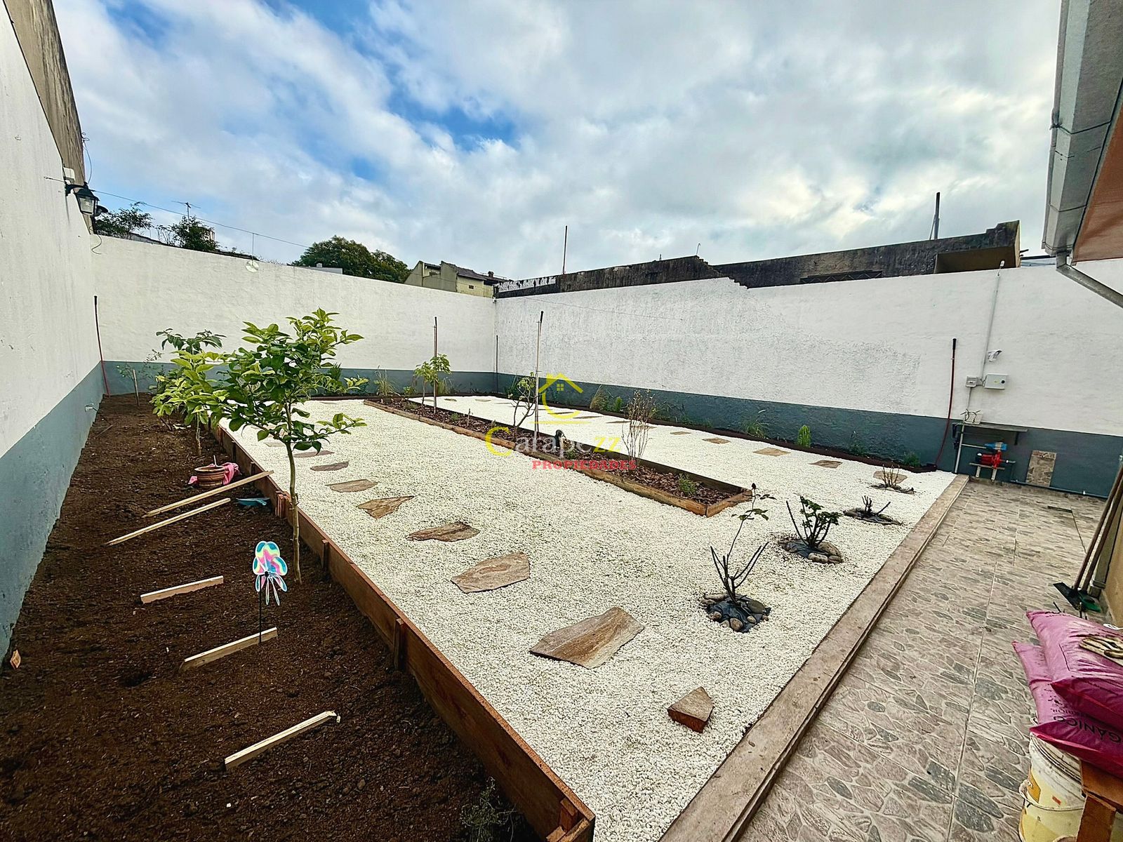 Venta Hermosa Casa 3 Amb en Caseros