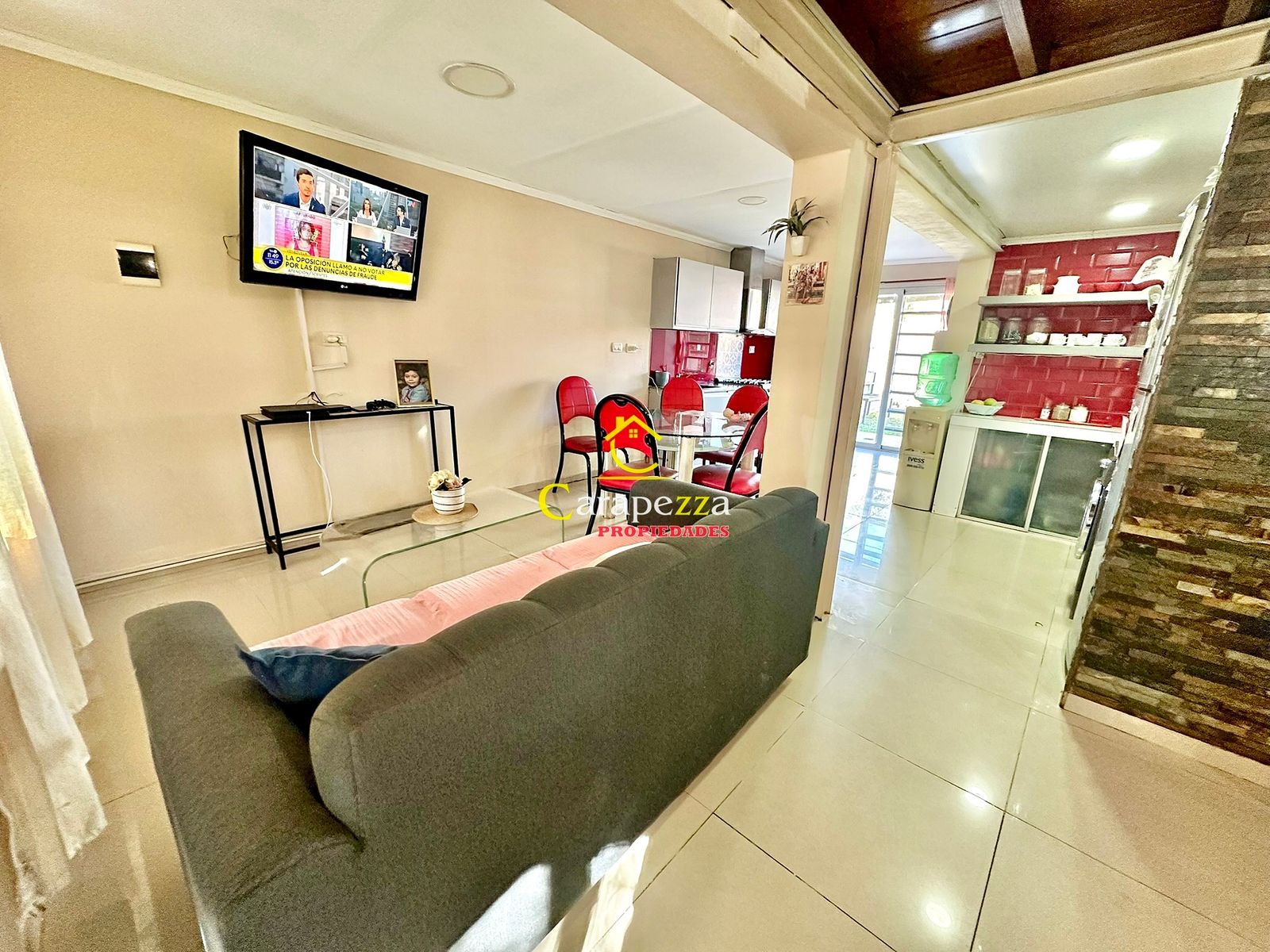Hermosa Casa 5 Amb en Venta en Barrio Altos de Podesta