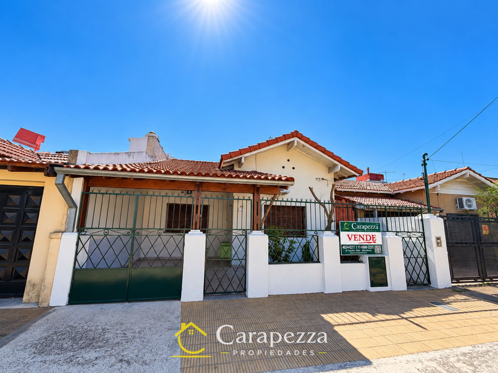 Casa 4 Amb en Venta en Caseros