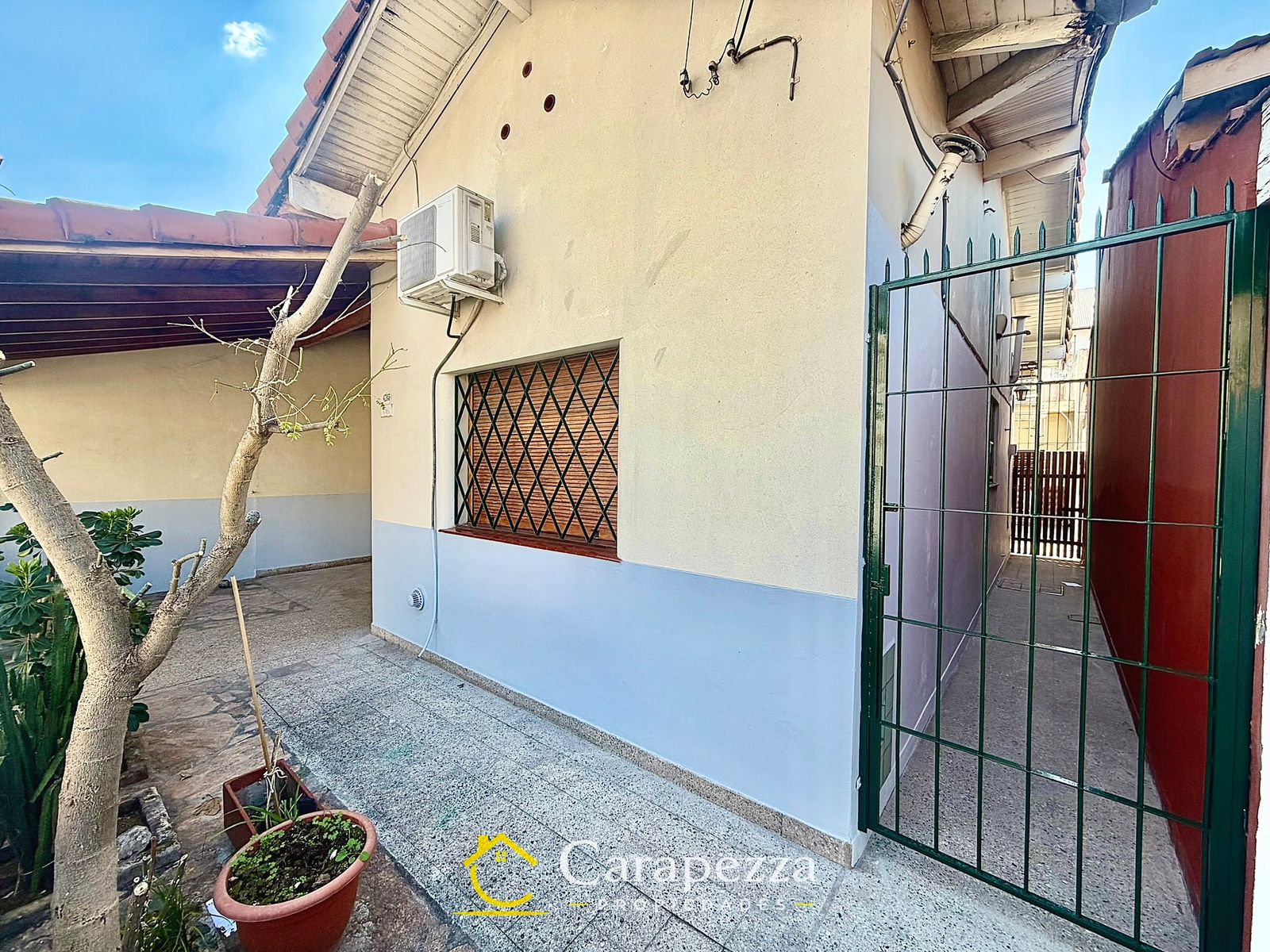 Casa 4 Amb en Venta en Caseros