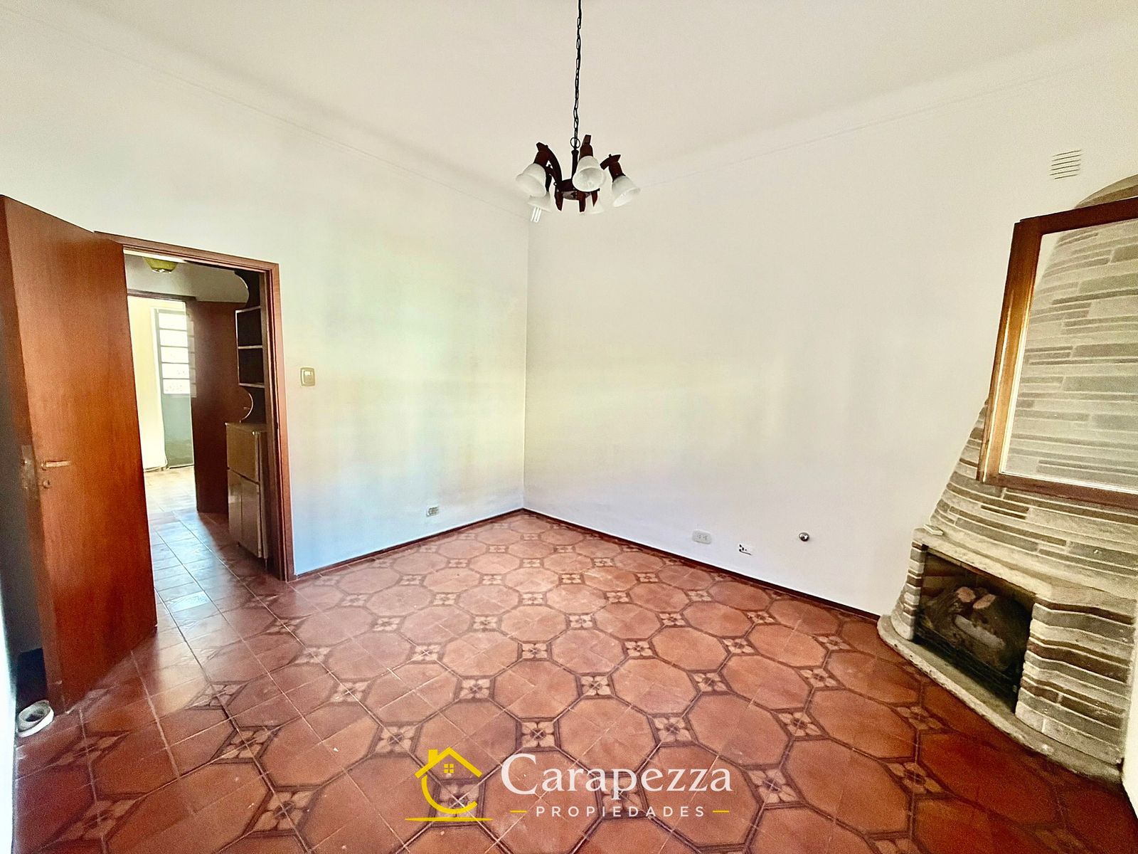 Casa 4 Amb en Venta en Caseros