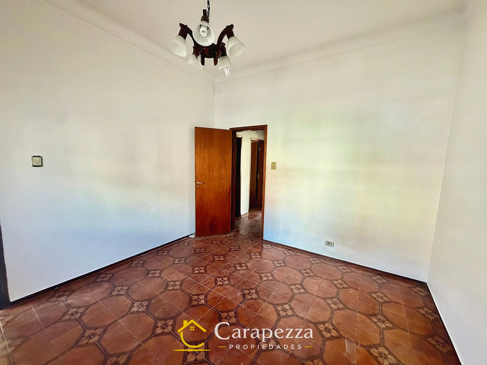Casa 4 Amb en Venta en Caseros