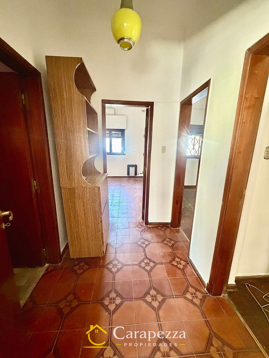 Casa 4 Amb en Venta en Caseros