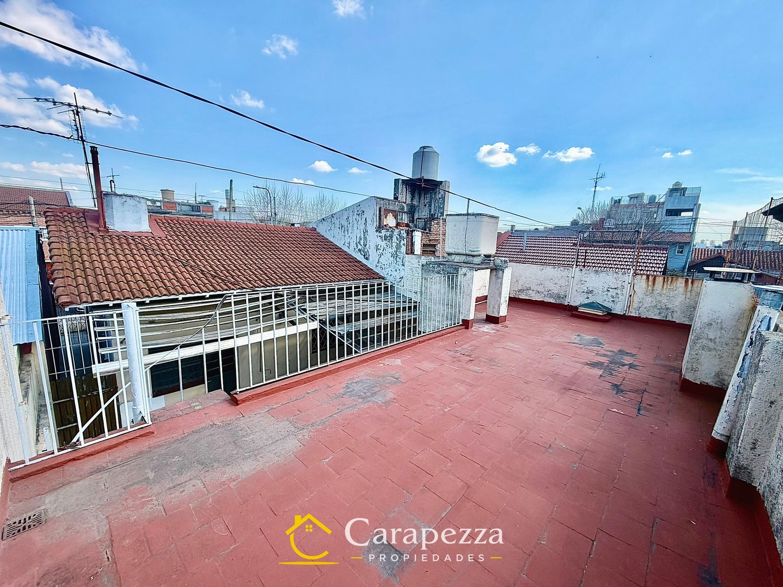 Casa 4 Amb en Venta en Caseros