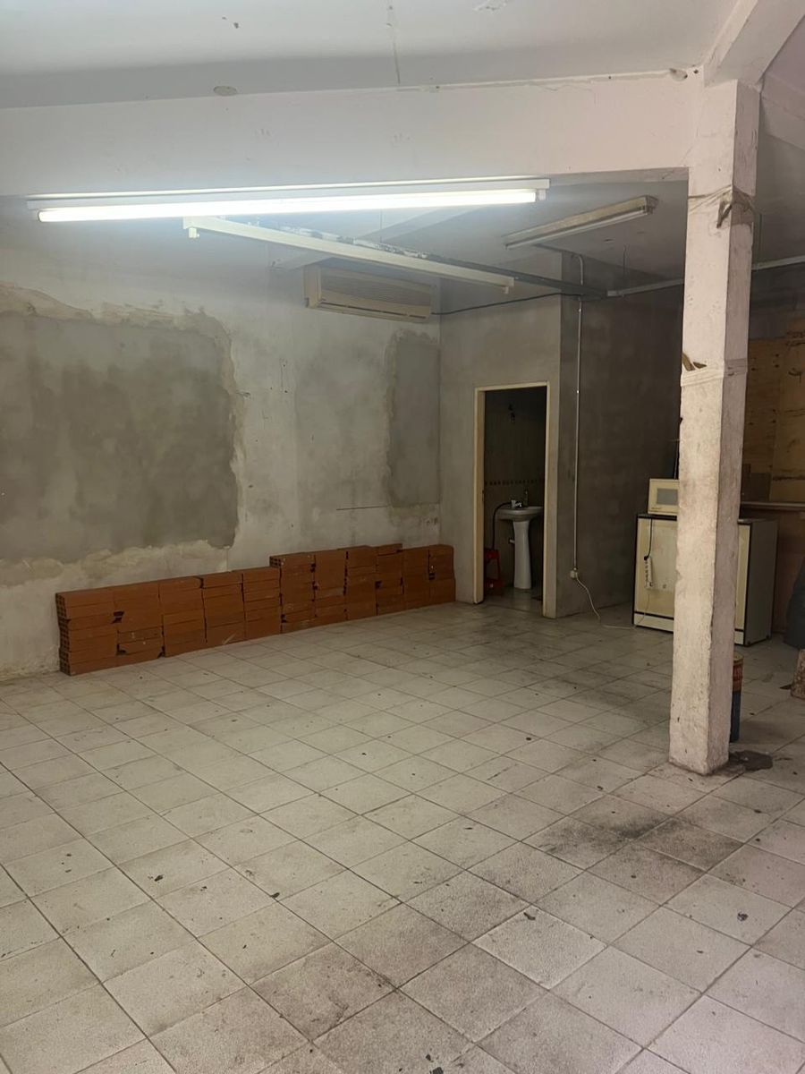 Venta Ph De 2 Ambientes Con Local Y Garage La Tablada