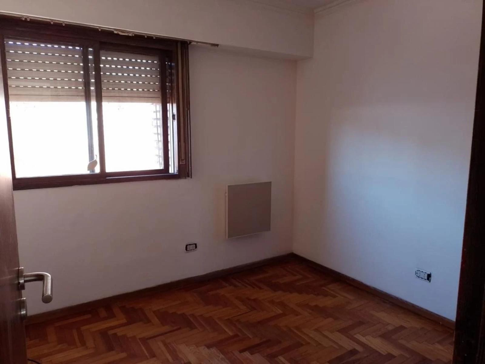 Excelente departamento de 2 1/2 ambientes en Martínez.