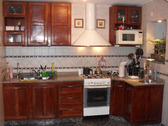 VENTA CASA AMERICANA 3AMB SAN JUSTO . MUY BUENA