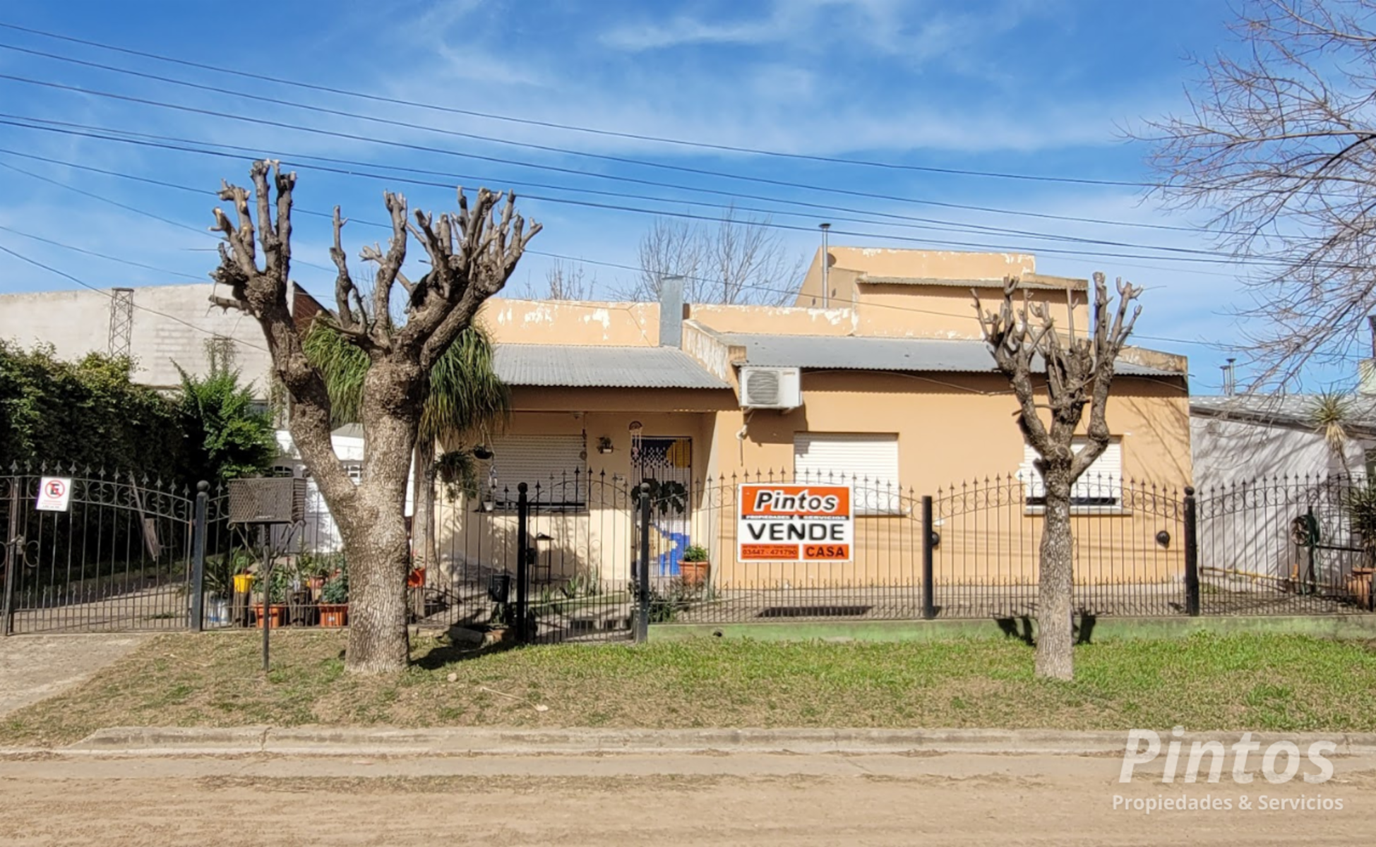 Casa sobre calle Primera Junta. SAN JOSE