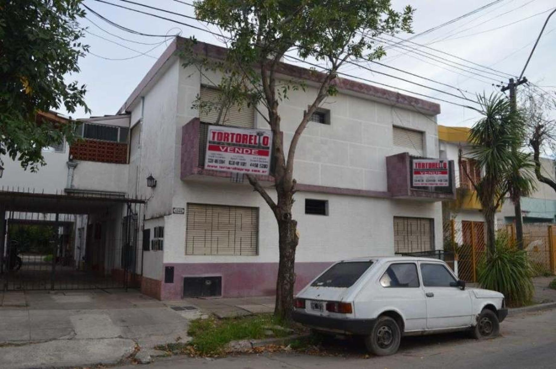 Venta de departamento.3 ambientes, En Ituzaingo