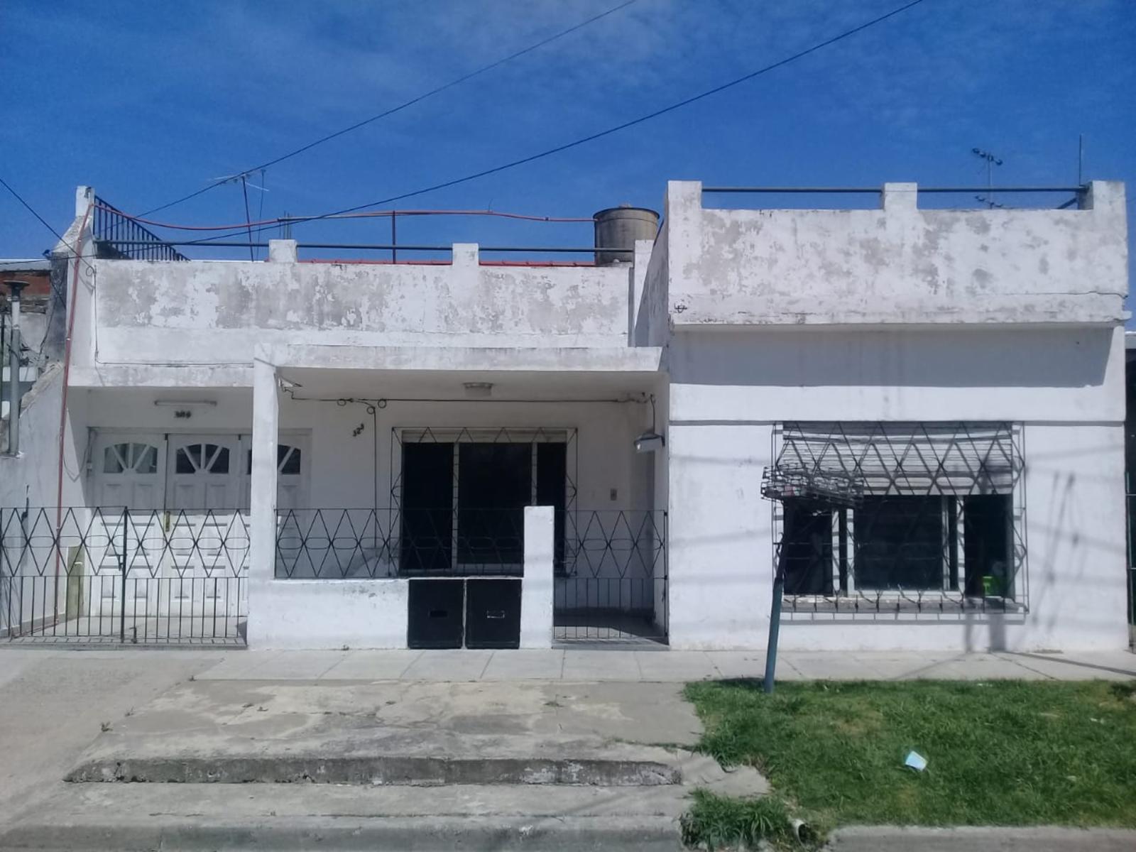 Venta  de  Casa  de 3 ambientes, Villa Luzuriaga ,La Matanza.