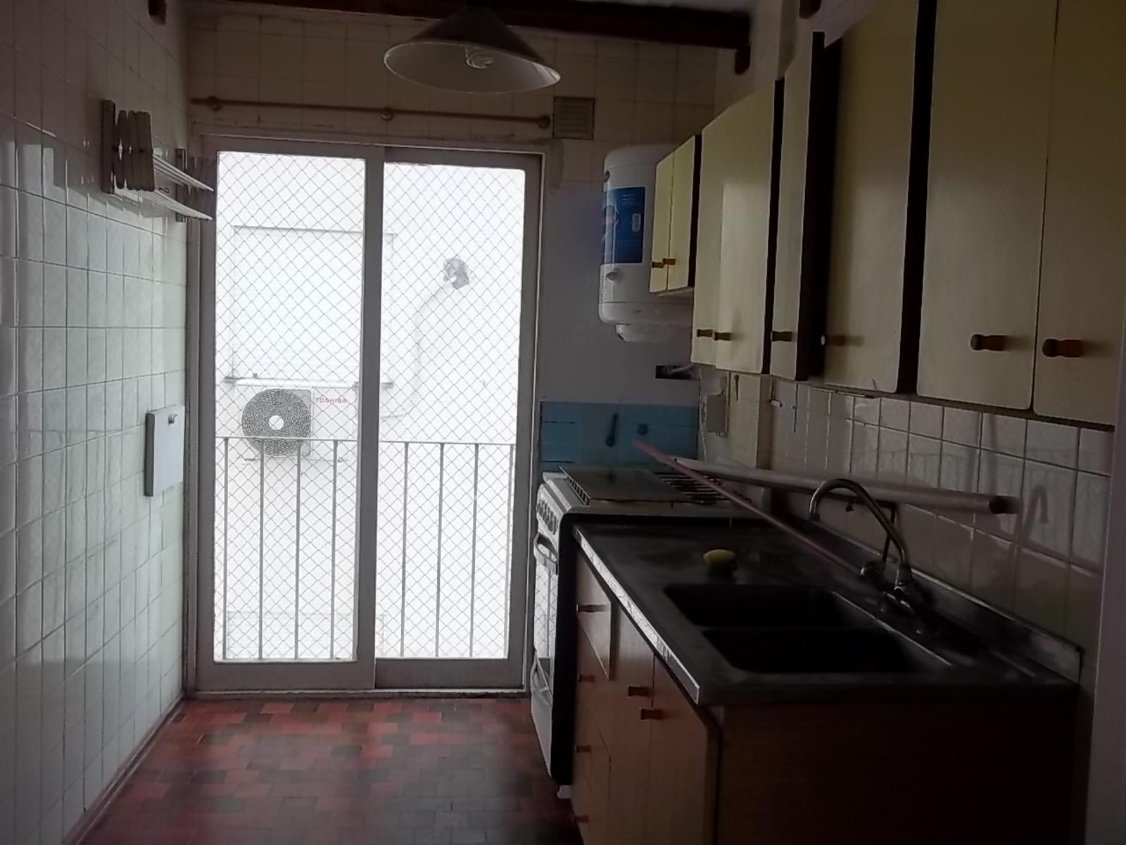 DEPARTAMENTO 3 AMBIENTES EN ALQUILER RAMOS MEJIA NORTE.-