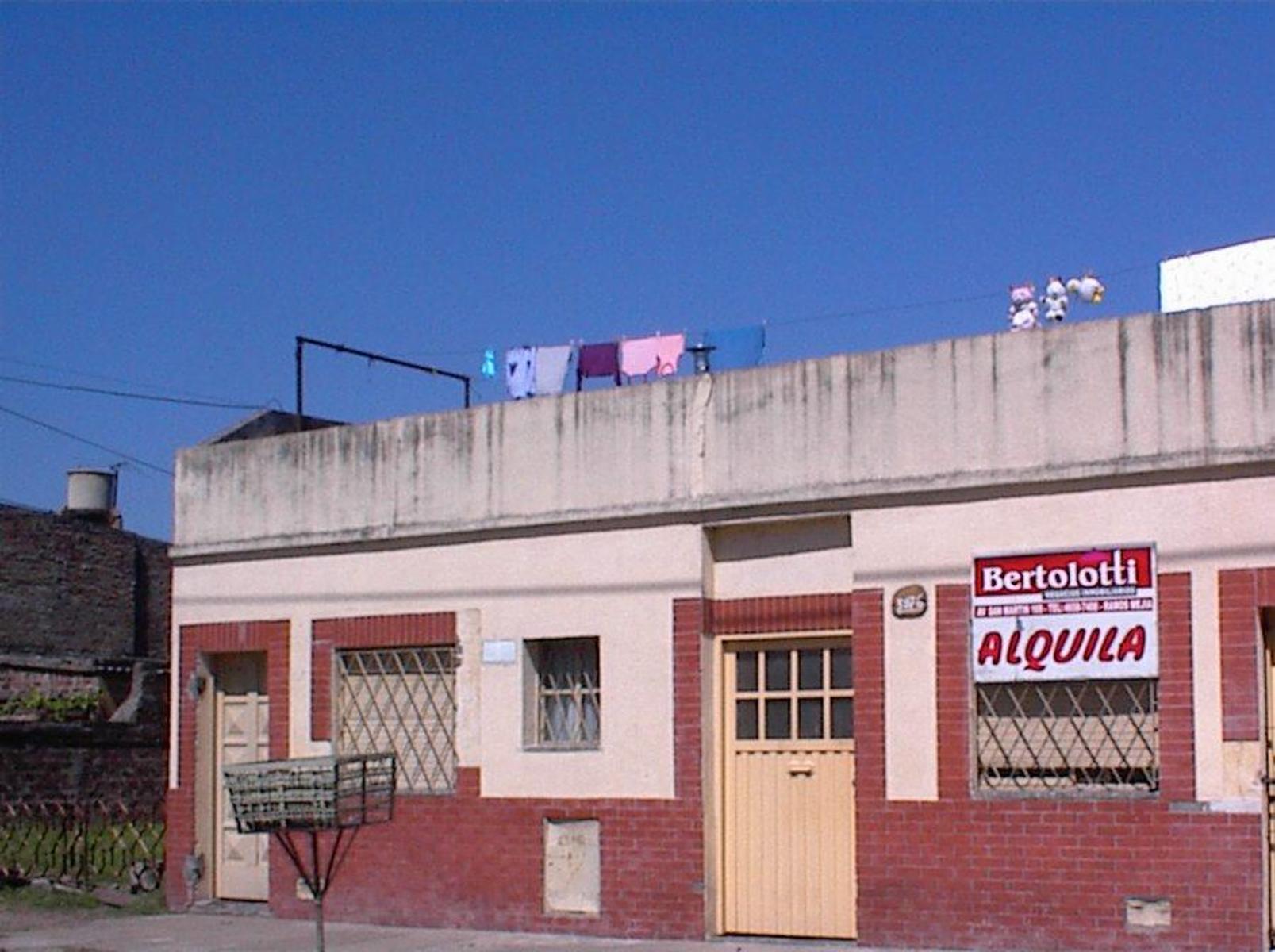 DEPARTAMENTO 2 AMBIENTES EN ALQUILER SAN JUSTO,VILLA CONSTRUCTORA.-