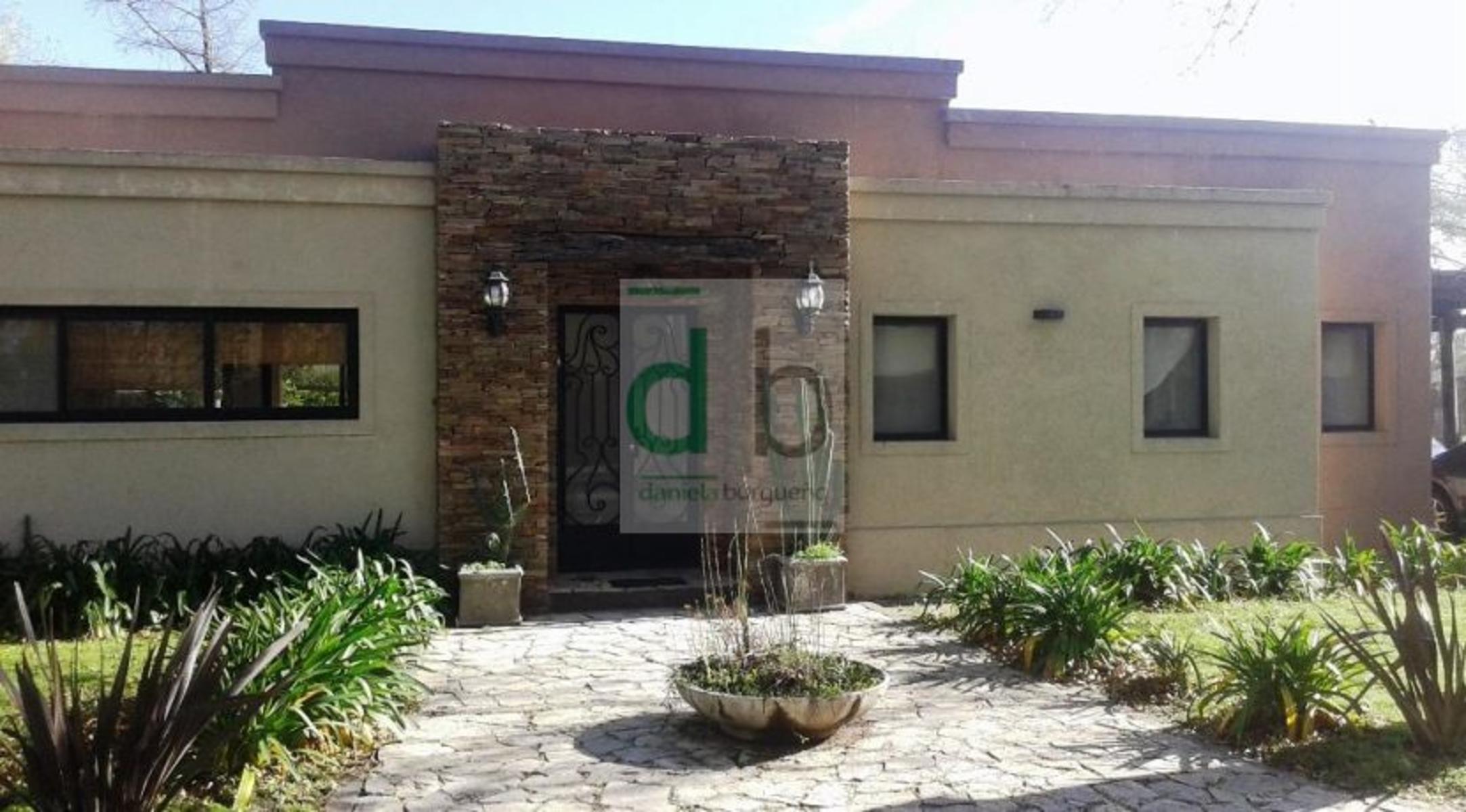 Av. Bartolomé Mitre 850