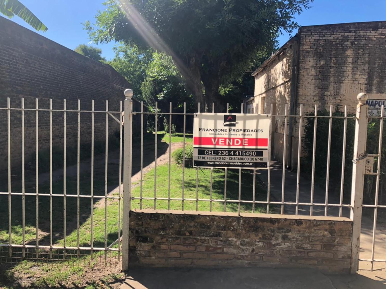 CASA CON AMPLIO LOTE CALLE PUEYRREDON 420  -