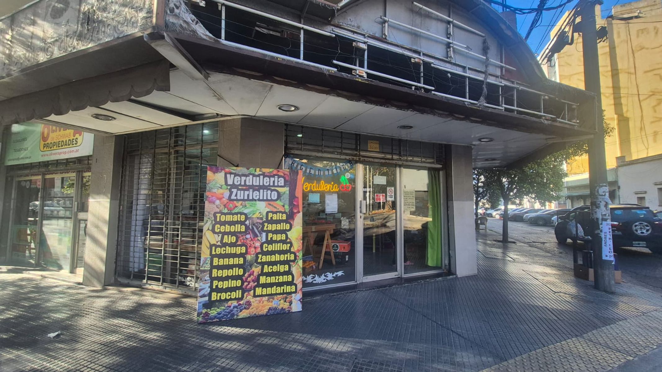Local comercial en esquina estratégica