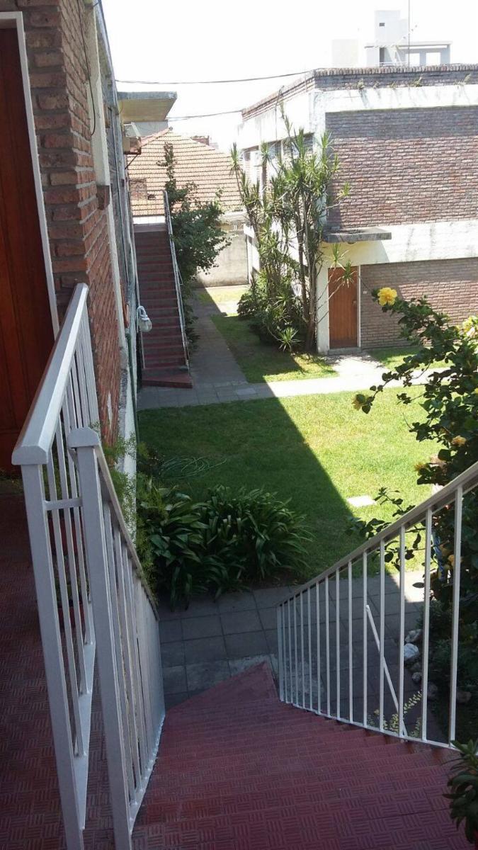 DEPARTAMENTO 3 AMBIENTES / VENTA / COMPLEJO CERRADO.